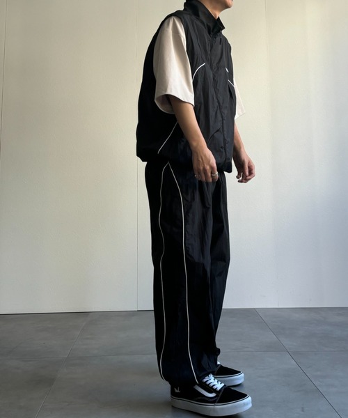 CREARE -LINO-（クレアーレリノ）の「パイピング スタンド ベスト<ユニセックス>（ベスト・メンズ・ブラック/ベージュ・L/M）」の19枚目の写真