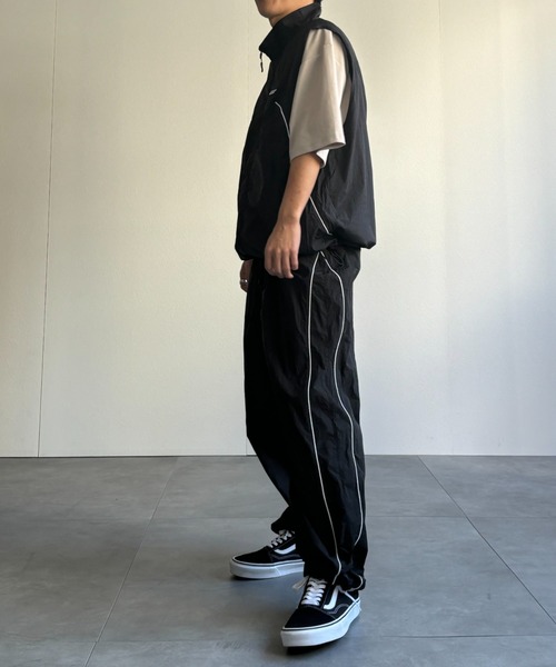 CREARE -LINO-（クレアーレリノ）の「パイピング スタンド ベスト<ユニセックス>（ベスト・メンズ・ブラック/ベージュ・L/M）」の21枚目の写真