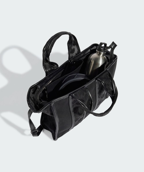 【adidas】モノグラム メッシュキャンバス ミニショッパーバッグ adidas(アディダス)の「モノグラム メッシュ キャンバス ミニ