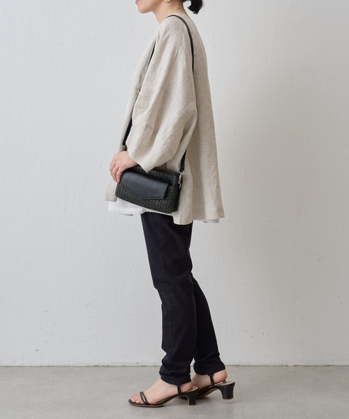 BEARDSLEY（ビアズリー）の「袖ぷっくりリネンシアージャケット（ノーカラージャケット・レディース・ベージュ/ブラック・FREE）」の19枚目の写真