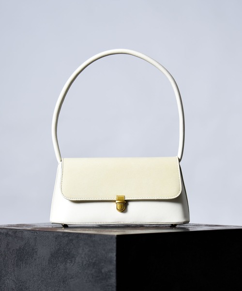 folka（フォルカ）の「3-1E12 バックルトラビゾイド ハンドバッグ ワンハンドル バッグ（ハンドバッグ・レディース・ブラック/ブラウン/ブルー/アイボリー・ONESIZE）」の2枚目の写真