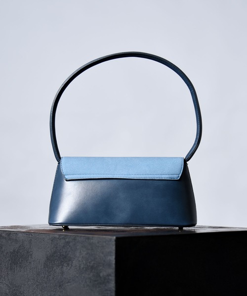 folka（フォルカ）の「3-1E12 バックルトラビゾイド ハンドバッグ ワンハンドル バッグ（ハンドバッグ・レディース・ブラック/ブラウン/ブルー/アイボリー・ONESIZE）」の10枚目の写真