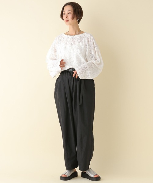 LEPSIM（レプシィム）の「ソウレースプルオーバー　108091（Tシャツ/カットソー・レディース・ブラック/イエロー/オフホワイト/レッド・FREE）」の15枚目の写真