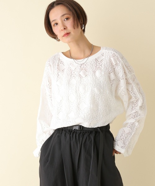 LEPSIM（レプシィム）の「ソウレースプルオーバー　108091（Tシャツ/カットソー・レディース・ブラック/イエロー/オフホワイト/レッド・FREE）」の17枚目の写真