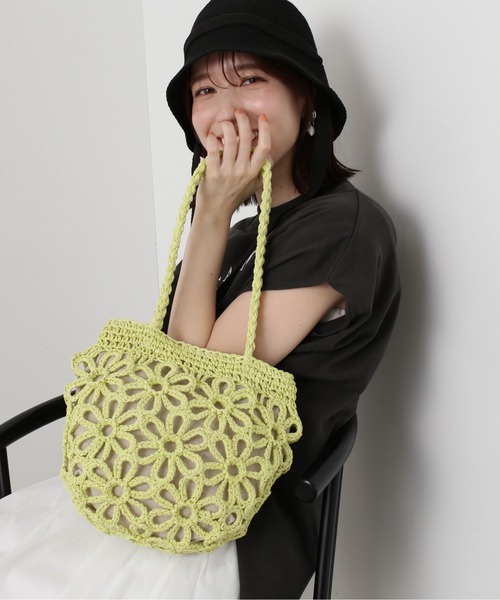 N.(N. Natural Beauty Basic)(エヌエヌナチュラルビューティーベーシック)の「◆透かし編みペーパートートバッグ(トートバッグ・レディース・ベージュ/イエロー・フリ-)」の6枚目の写真
