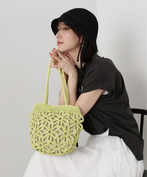 N.(N. Natural Beauty Basic)(エヌエヌナチュラルビューティーベーシック)の「◆透かし編みペーパートートバッグ(トートバッグ・レディース・ベージュ/イエロー・フリ-)」の7枚目の写真