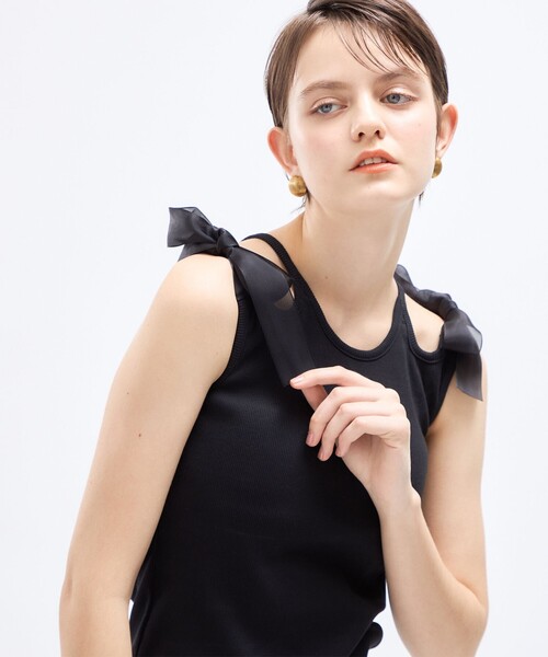 DEICY（デイシー）の「カットアウトリボンカットソー（Tシャツ/カットソー・レディース・ブラック/ライトベージュ・FREE）」の7枚目の写真