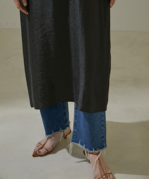 SALON adam et rope'（サロン アダム エ ロペ）の「[24SS]シャイニーツイルカフタンワンピース【セットアップ対応】（ワンピース・レディース・ブラック/グレー系その他・FREE）」の7枚目の写真