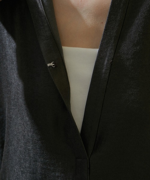 SALON adam et rope'（サロン アダム エ ロペ）の「[24SS]シャイニーツイルカフタンワンピース【セットアップ対応】（ワンピース・レディース・ブラック/グレー系その他・FREE）」の8枚目の写真