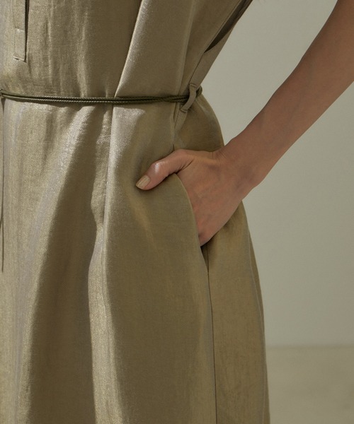 SALON adam et rope'（サロン アダム エ ロペ）の「[24SS]シャイニーツイルカフタンワンピース【セットアップ対応】（ワンピース・レディース・ブラック/グレー系その他・FREE）」の20枚目の写真