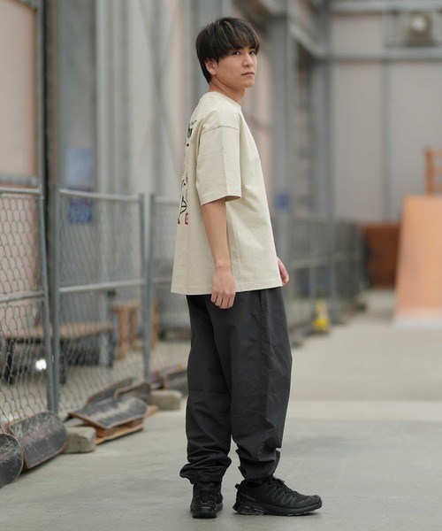 CHUMS(チャムス)の「【ムラサキスポーツ限定】CHUMS/チャムス 半袖Tシャツ バックプリント CH01-2413(Tシャツ/カットソー・メンズ・グレイッシュベージュ/ブラック/ホワイト/ブルーグリーン/ライトベージュ/チャコール/ネイビー・S/M/L/XL)」の21枚目の写真