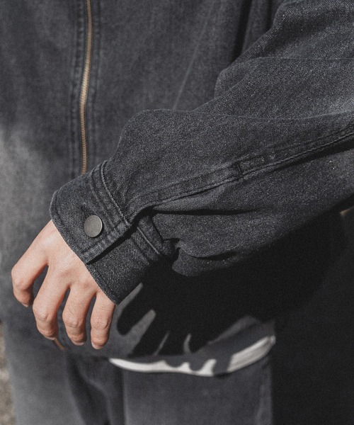 kutir(クティール)の「【低身長だからカッコよく着こなせるアイテム】ドローコード付きデニムジャケット(セットアップ着用可能)(デニムジャケット・メンズ・ブラック/ダークインディゴブルー・SMALL/MEDIUM)」の9枚目の写真