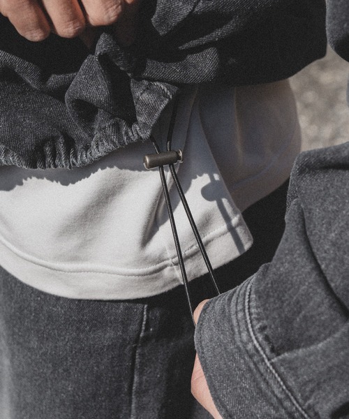 kutir(クティール)の「【低身長だからカッコよく着こなせるアイテム】ドローコード付きデニムジャケット(セットアップ着用可能)(デニムジャケット・メンズ・ブラック/ダークインディゴブルー・SMALL/MEDIUM)」の8枚目の写真