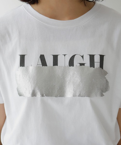 hellam（へラム）の「ロゴ消し箔プリントTシャツ（Tシャツ/カットソー・レディース・ホワイト×ゴールド/ホワイト×シルバー/ブラック×シルバー・FREE）」の20枚目の写真