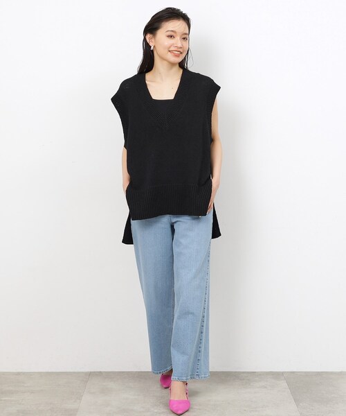 OPAQUE.CLIP（オペークドットクリップ）の「◆【大草直子さんコラボ】Vネックニットジレ（ベスト・レディース・オフホワイト/カーキ/ブラック・00）」の12枚目の写真