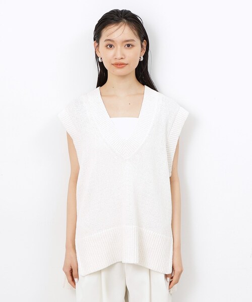 OPAQUE.CLIP（オペークドットクリップ）の「◆【大草直子さんコラボ】Vネックニットジレ（ベスト・レディース・オフホワイト/カーキ/ブラック・00）」の19枚目の写真