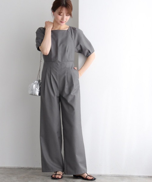 Pierrot（ピエロ）の「パフスリーブオールインワン（つなぎ/オールインワン・レディース・ブラック/チャコール・PM/M/L）」の7枚目の写真