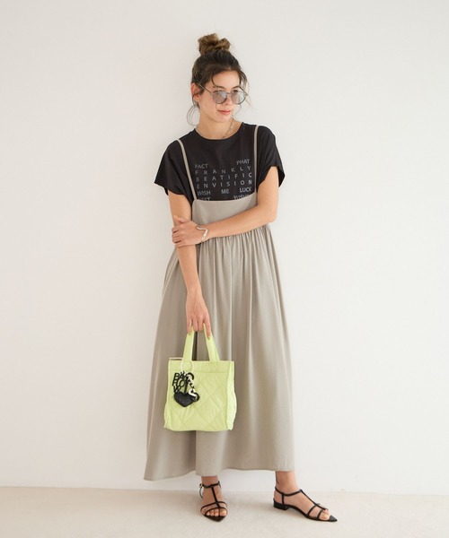 BAYFLOW（ベイフロー）の「[500mlのペットボトルも入る]チャームスクエアキルトトート（トートバッグ・レディース・アイボリー/ブラック/ライトグリーン・FREE）」の5枚目の写真