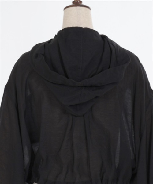 axes femme(アクシーズファム)の「ポケット付シアーパーカー(ブルゾン・レディース・キナリ/ブラック/グレイッシュベージュ/ブルー・FREE)」の22枚目の写真