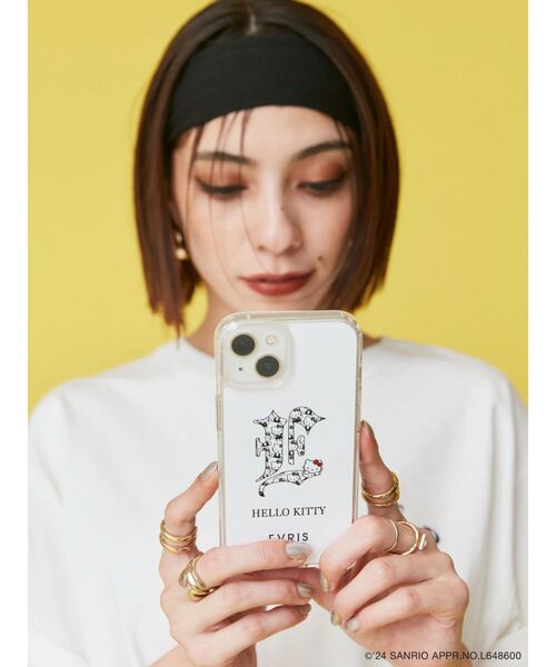 EVRIS(エヴリス)の「【ハローキティコラボ】iPhoneケース14(スマホケース/カバー・レディース・ホワイト・FREE)」の2枚目の写真