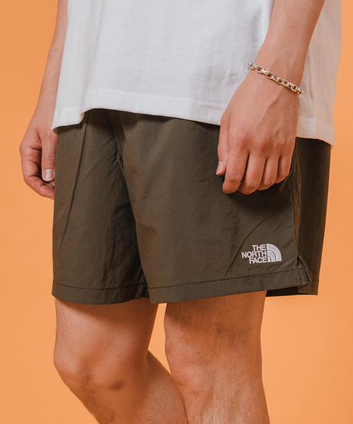 THE NORTH FACE(ザノースフェイス)の「THE NORTH FACE Versatile Short NB42335(その他パンツ・メンズ・チャコールグレー/パープル/ベージュ/ブラック/イエロー/カーキ・X-LARGE/LARGE/MEDIUM)」の4枚目の写真