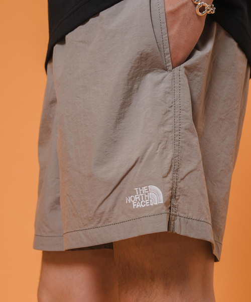 THE NORTH FACE(ザノースフェイス)の「THE NORTH FACE Versatile Short NB42335(その他パンツ・メンズ・チャコールグレー/パープル/ベージュ/ブラック/イエロー/カーキ・X-LARGE/LARGE/MEDIUM)」の15枚目の写真
