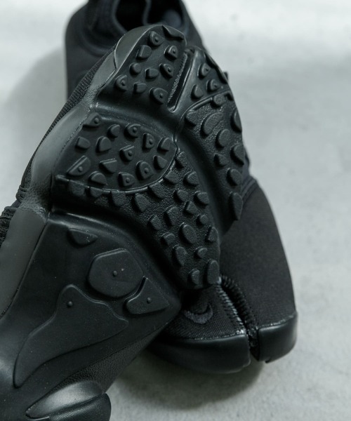 NIKE（ナイキ）の「NIKE　エア リフト（スニーカー・メンズ・ブラック・26/27/28/29）」の6枚目の写真