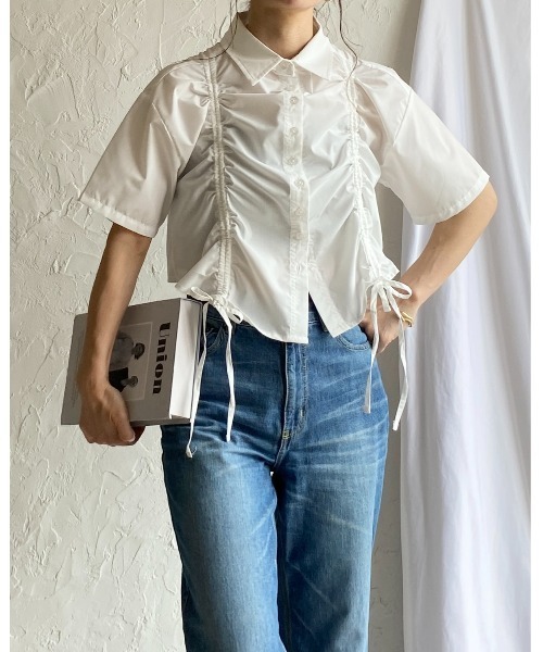 She's Closet(シーズクローゼット)の「半袖ショート丈クロップドドロストシャーリングギャザーリボンシャツブラウス(シャツ/ブラウス・レディース・ホワイト/ブルー/ブラック・FREE)」の5枚目の写真