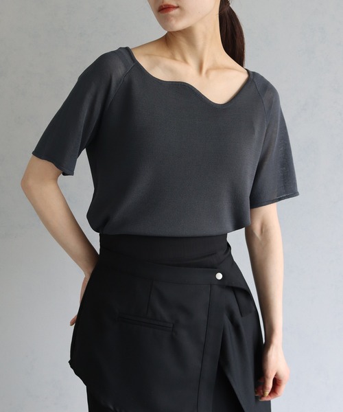 &g'aime（アンジェム）の「【&g’aime】カーブネック袖シースルーニットトップス（ニット/セーター・レディース・ブラック/チャコールグレー/ブルー・FREE）」の13枚目の写真