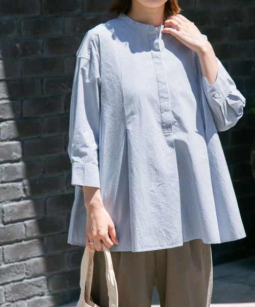 FORK&SPOON（フォークアンドスプーン）の「FORK&SPOON　ストライプタックブラウス（シャツ/ブラウス・レディース・ブラック/ブルー・1）」の4枚目の写真