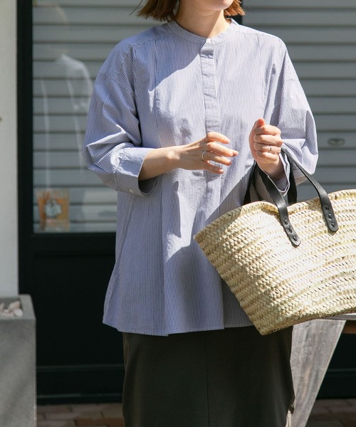 FORK&SPOON（フォークアンドスプーン）の「FORK&SPOON　ストライプタックブラウス（シャツ/ブラウス・レディース・ブラック/ブルー・1）」の17枚目の写真