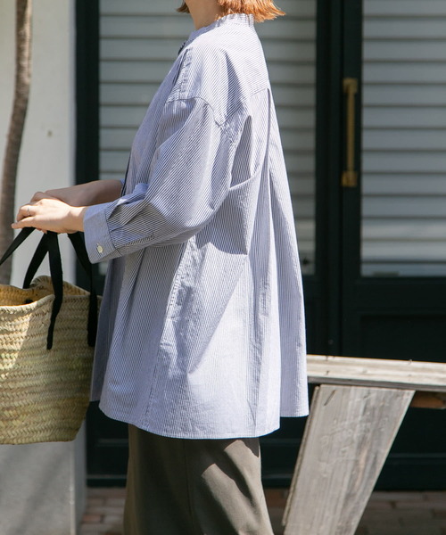 FORK&SPOON（フォークアンドスプーン）の「FORK&SPOON　ストライプタックブラウス（シャツ/ブラウス・レディース・ブラック/ブルー・1）」の19枚目の写真