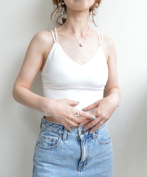 styiro(スタイロ)の「カップインダブルストラップ シームレスブラトップキャミ ノンワイヤー(キャミソール・レディース・ブラック/ホワイト/ミント/オレンジ・FREE)」の9枚目の写真