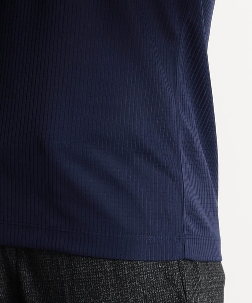 HIDEAWAYS NICOLE（ハイダウェイニコル）の「ブロックストレッチＶネック半袖プルオーバー（Tシャツ/カットソー・メンズ・オフホワイト/ブラック/シルバーグレー/ロイヤルブルー・MEDIUM/LARGE/X-LARGE）」の13枚目の写真