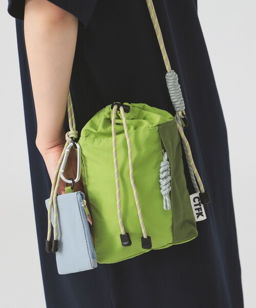 Ctrl freak （コントロール フリーク）の「CTRL FREAK / ナイロン ハンディ ショルダー（ショルダーバッグ・レディース・ブラック/グリーン系その他5/グレー/ミント/その他・ONE SIZE）」の6枚目の写真