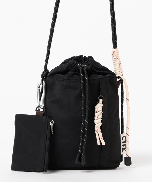 Ray BEAMS(レイビームス)の「CTRL FREAK / ナイロン ハンディ ショルダー(ショルダーバッグ・レディース・ブラック/グリーン系その他5/グレー・ONE SIZE)」の9枚目の写真