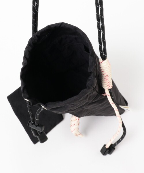 Ray BEAMS(レイビームス)の「CTRL FREAK / ナイロン ハンディ ショルダー(ショルダーバッグ・レディース・ブラック/グリーン系その他5/グレー・ONE SIZE)」の11枚目の写真