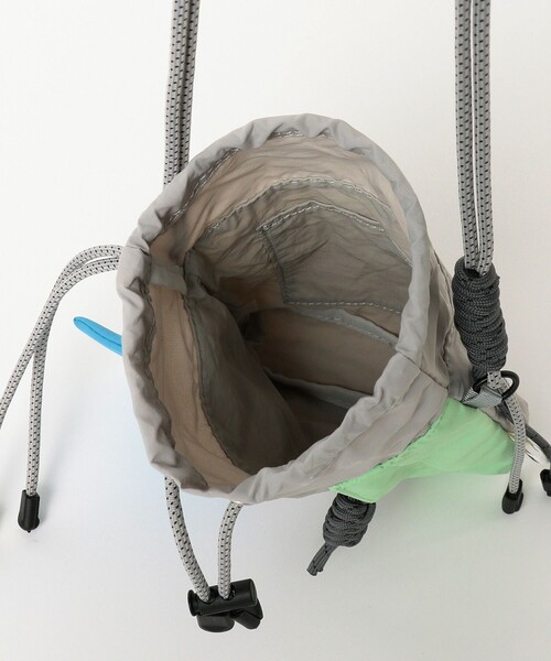 Ray BEAMS(レイビームス)の「CTRL FREAK / ナイロン ハンディ ショルダー(ショルダーバッグ・レディース・ブラック/グリーン系その他5/グレー・ONE SIZE)」の15枚目の写真