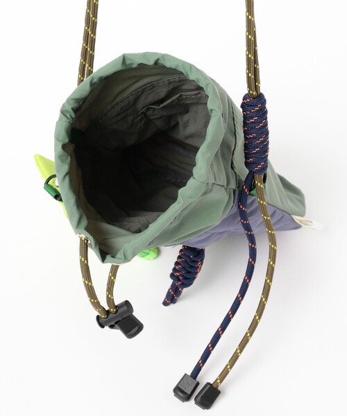 Ray BEAMS(レイビームス)の「CTRL FREAK / ナイロン ハンディ ショルダー(ショルダーバッグ・レディース・ブラック/グリーン系その他5/グレー・ONE SIZE)」の19枚目の写真