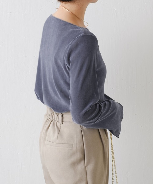 COLLAGE GALLARDAGALANTE(コラージュガリャルダガランテ)の「ベロアカットソー(Tシャツ/カットソー・レディース・ネイビー/ホワイト/レッド/ブルー・FREE)」の7枚目の写真