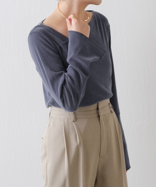 COLLAGE GALLARDAGALANTE(コラージュガリャルダガランテ)の「ベロアカットソー(Tシャツ/カットソー・レディース・ネイビー/ホワイト/レッド/ブルー・FREE)」の8枚目の写真