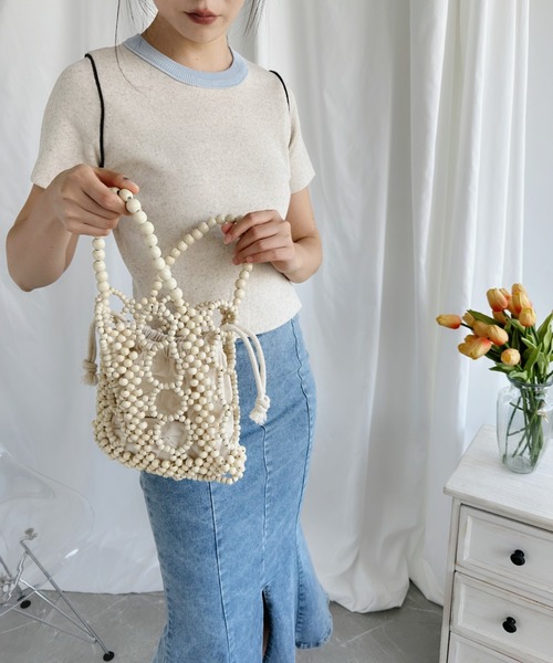 aimoha（アイモハ）の「カラフルバインダーネックTシャツ（Tシャツ/カットソー・レディース・ブルー/オフホワイト/ピンク/ベージュ/グリーン・MEDIUM）」の11枚目の写真