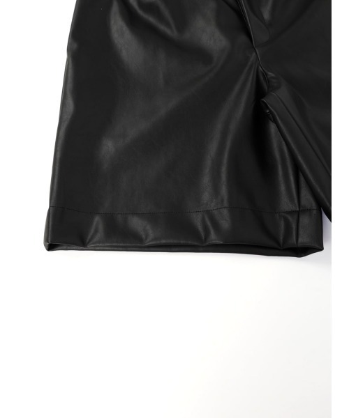 :ETHROF(イーサオブ)の「ECOLEATHER HALF PANTS(その他パンツ・レディース・ブラック/アイボリー・MEDIUM)」の17枚目の写真