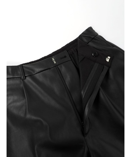 :ETHROF(イーサオブ)の「ECOLEATHER HALF PANTS(その他パンツ・レディース・ブラック/アイボリー・MEDIUM)」の18枚目の写真