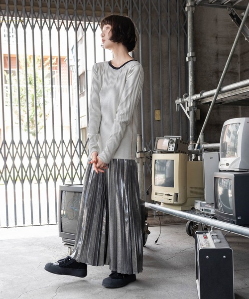 niko and...（ニコアンド）の「オリジナルボリュームフリンジスニーカー（スニーカー・レディース・ブラック/アイボリー・MEDIUM/LARGE）」の18枚目の写真