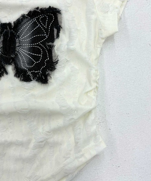 .KOM(ドットコム)の「A'GEM/9 × .kom 『.KOM/ドットケーオーエム』ブロークン蝶クロップTEE(Tシャツ/カットソー・レディース・チャコールグレー/ホワイト・S)」の15枚目の写真