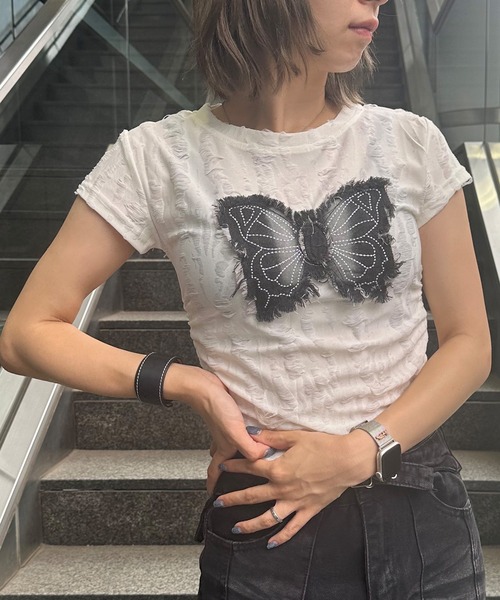 .KOM(ドットコム)の「A'GEM/9 × .kom 『.KOM/ドットケーオーエム』ブロークン蝶クロップTEE(Tシャツ/カットソー・レディース・チャコールグレー/ホワイト・S)」の18枚目の写真