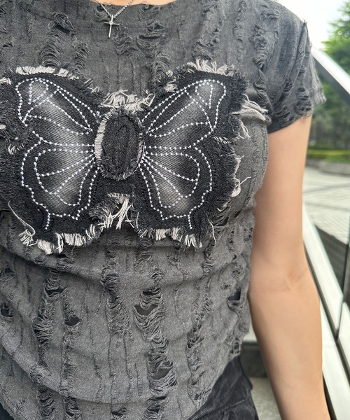 .KOM(ドットコム)の「A'GEM/9 × .kom 『.KOM/ドットケーオーエム』ブロークン蝶クロップTEE(Tシャツ/カットソー・レディース・チャコールグレー/ホワイト・S)」の20枚目の写真