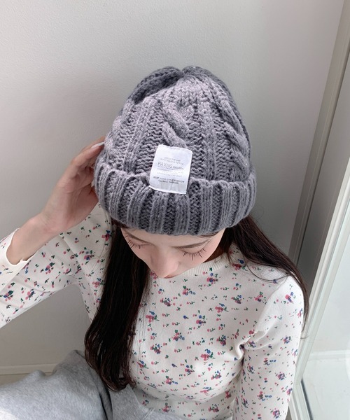 【関税込み】TOTEME グレー Chunky Brim ビーニー TOTEMEのグレー Chunky Brim ビーニーがセール中