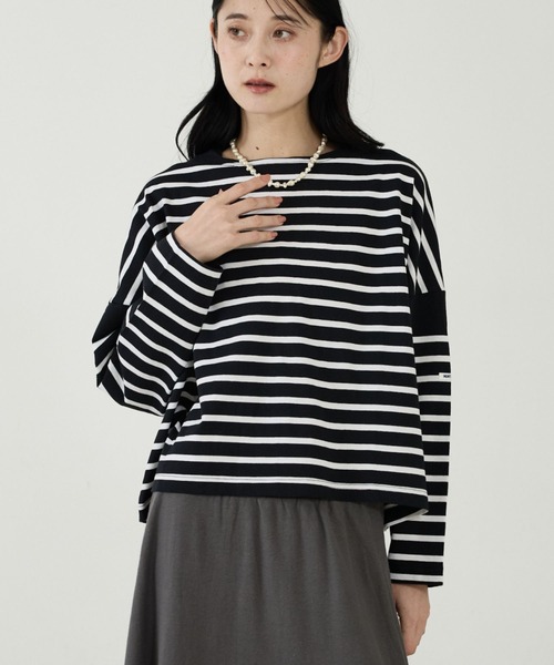 MONT KEMMEL(モンケメル)の「【MONT KEMMEL/モン ケメル】ワイドバスクシャツ / ボーダーロングスリーブT / ショート丈(Tシャツ/カットソー・レディース・ホワイト/ブラック/ブルー・フリー)」の3枚目の写真